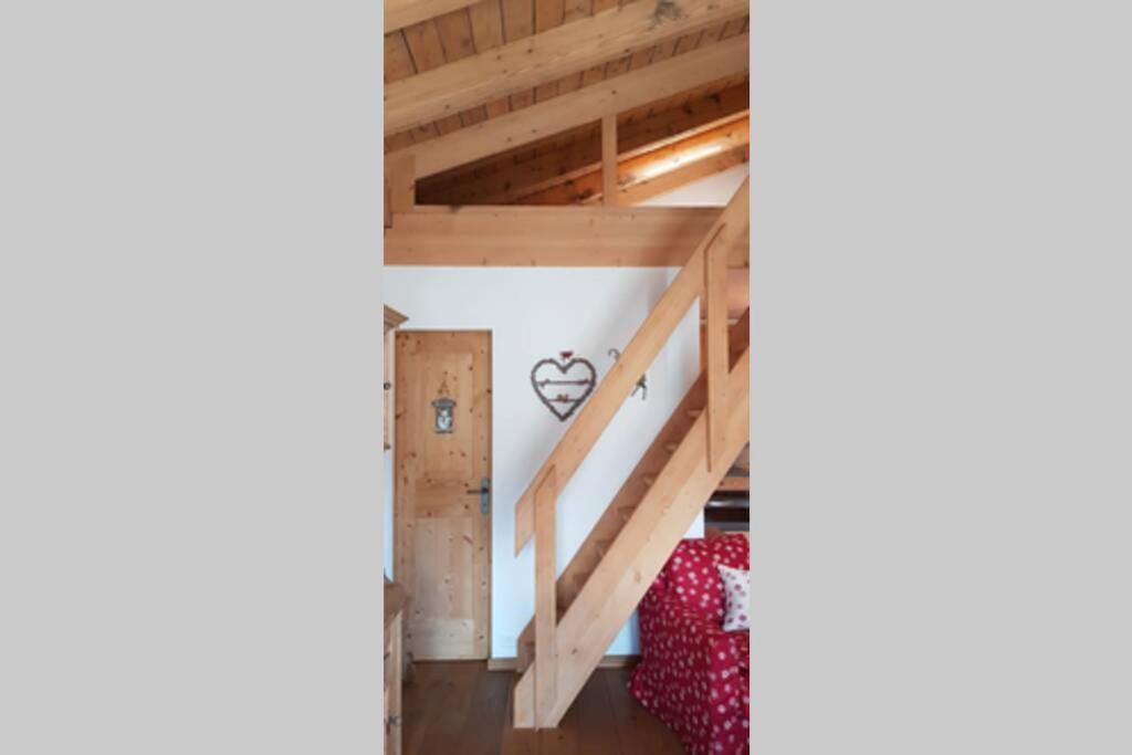 Semi-Attic In Laax, Direct Acces To Ski Lifts Exterior photo